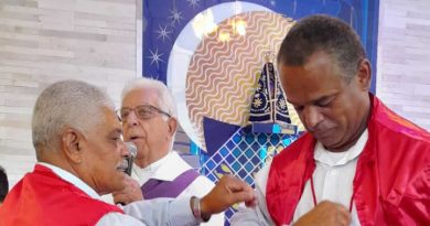 Comunidade realiza investidura de um novo irmão da Irmandade do Santíssimo