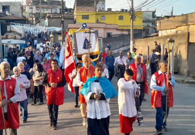 Dez dias de muita oração e devoção à Nossa Senhora Aparecida