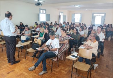 Paróquia prepara novos Ministros da Palavra