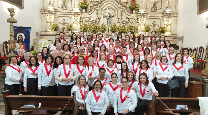 Apostolado da Oração acolhe 84 novos integrantes na Paróquia Nossa Senhora da Piedade