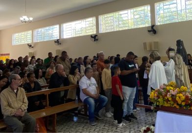 Comunidade de Santa Ifigênia celebra festa de sua padroeira